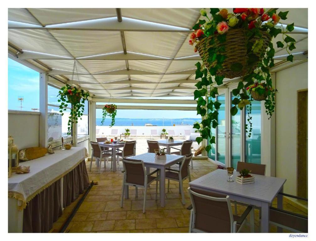 Faro Bianco Gallipoli - Suites & Apartments Eksteriør bilde