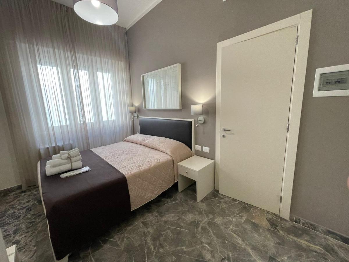 Faro Bianco Gallipoli - Suites & Apartments Eksteriør bilde