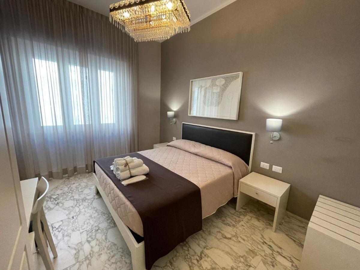 Faro Bianco Gallipoli - Suites & Apartments Eksteriør bilde