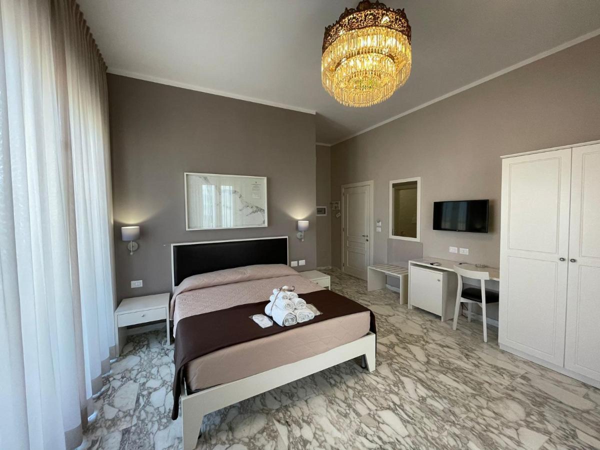 Faro Bianco Gallipoli - Suites & Apartments Eksteriør bilde